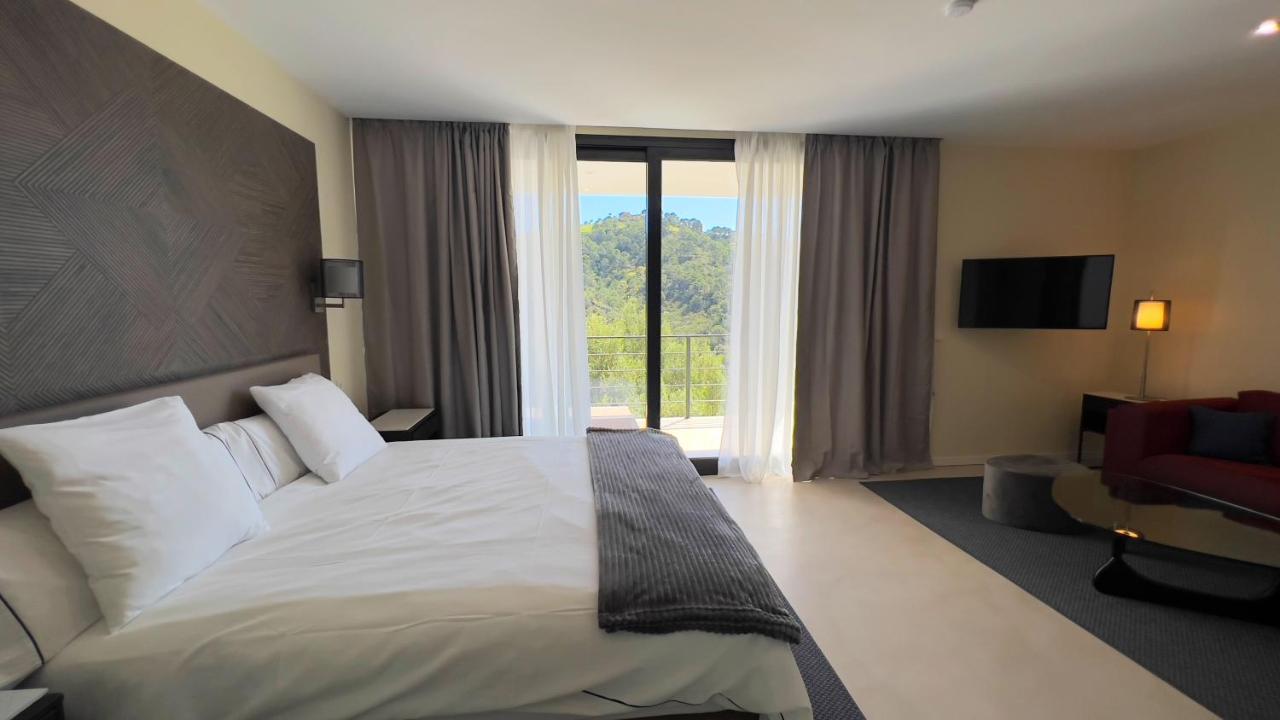 Bed & Breakfast Azahar, Marbella *