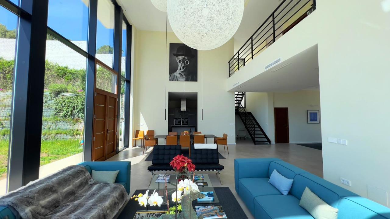 Azahar, Marbella * Benahavís